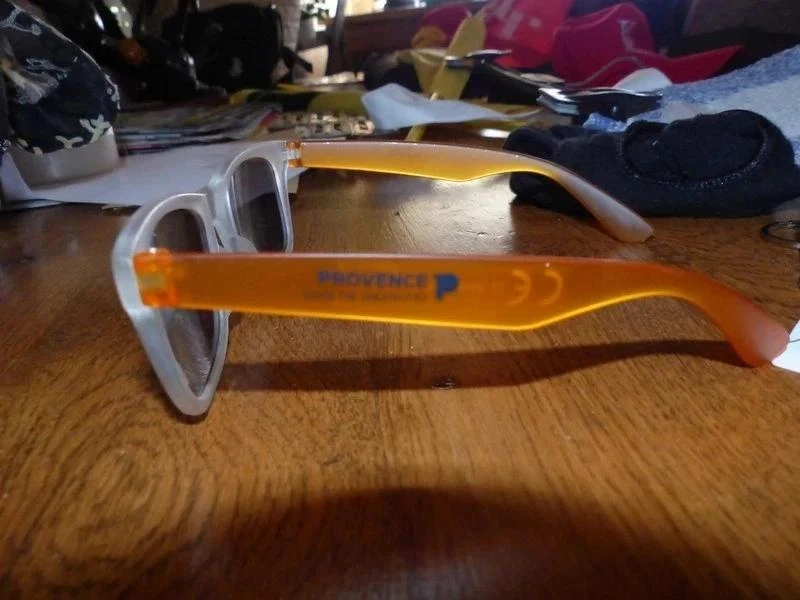 gafas de sol efecto espejo montura blanca blanco naranja notar provence – photo 2